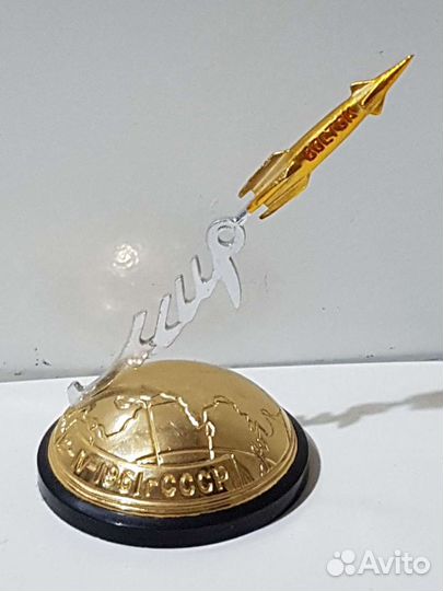 Статуэтки Ракета и Орёл