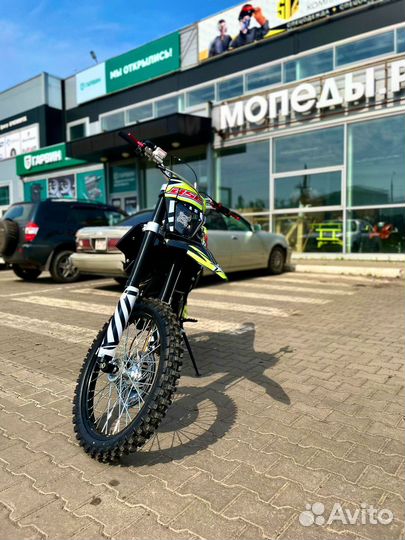 Новинка мотоцикл BSE T8 2023