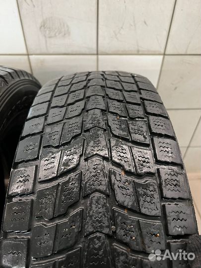 Dunlop Grandtrek SJ6 215/70 R16