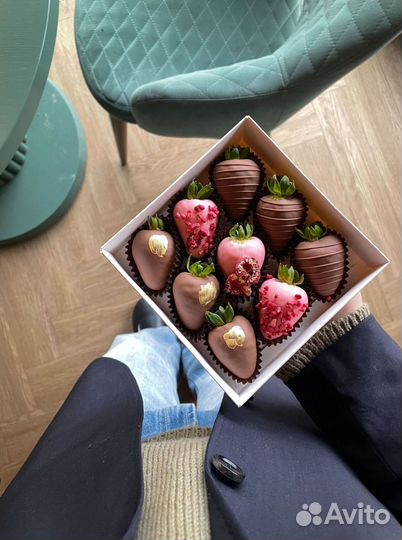 Букеты из клубники в шоколаде к празднику