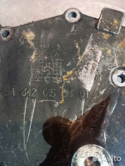 Передняя крышка двигателя Mercedes OM642