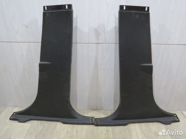 Обшивка средней стойки Ford Focus 3