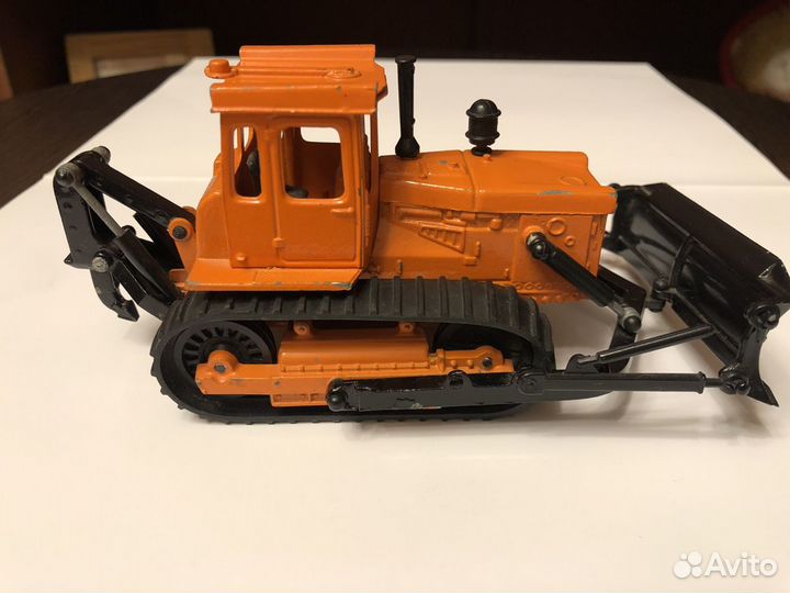 Трактор Т-2 коллекционные машинки