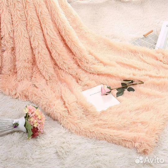 Плед пушистый двусторонний 220* 240