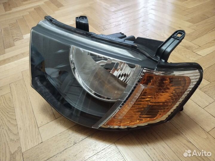 Фары Mitsubishi L200