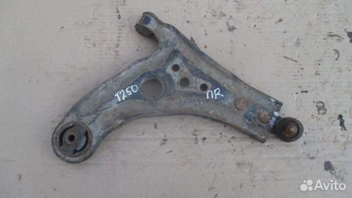 Рычаг передний правый Chevrolet Aveo T250/T255