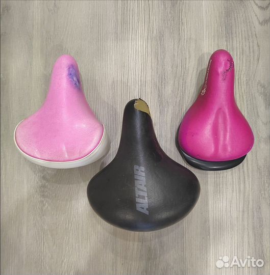 Запчасти и аксессуары на велосипед