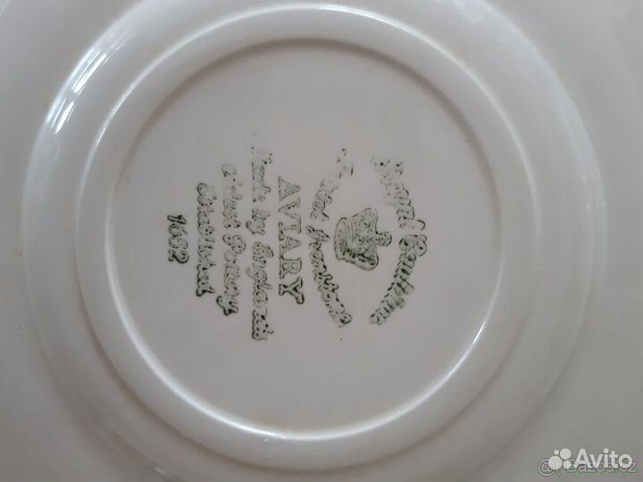 Десертные тарелки Англия