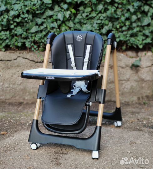 Стульчик для кормления детский Luxmom S1 черный