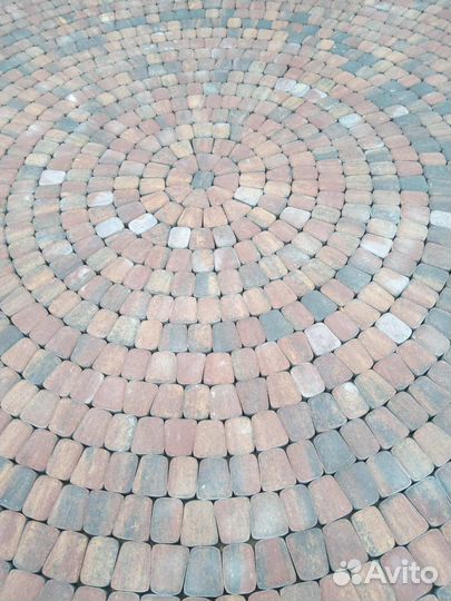 Укладка тротуарной плитки брусчатки под ключ