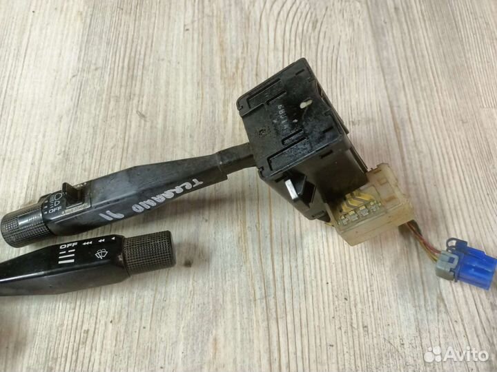 Подрулевой переключатель Nissan Terrano D21