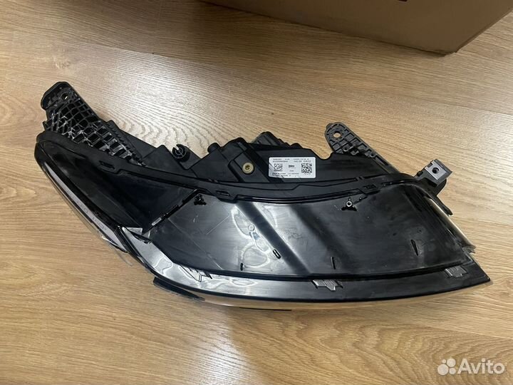 Фара передняя правая на exeed