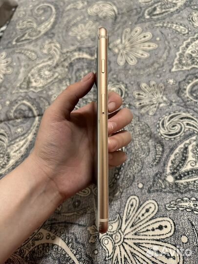 iPhone 8 Plus, 64 ГБ
