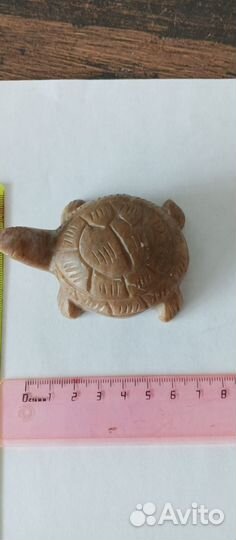 Черепаха из камня