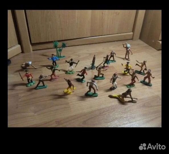 Игрушки СССР солдатики