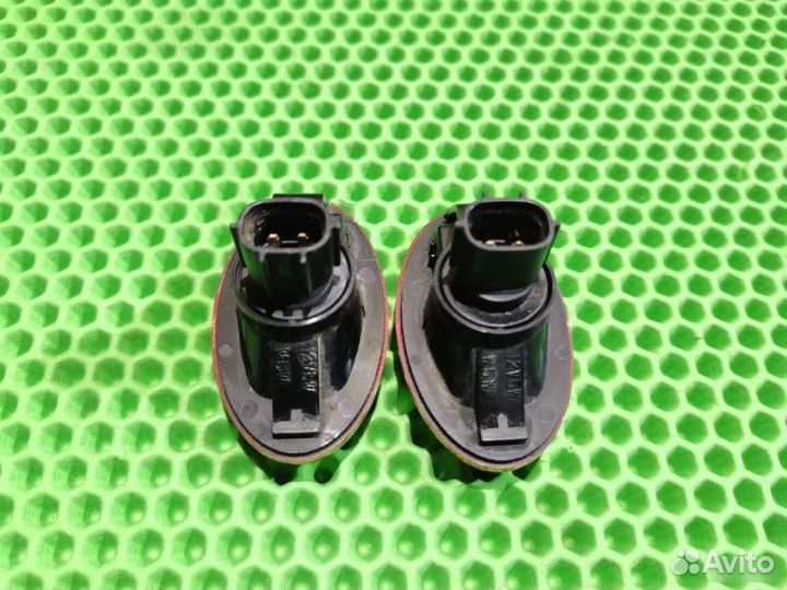 Повторители поворотов передние Subaru Impreza Wrx