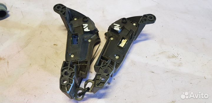 Toyota Avensis T250 Кнопки Руля