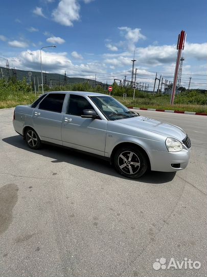 LADA Priora 1.6 МТ, 2010, 200 000 км