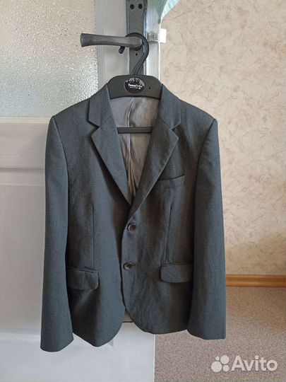 Пиджак школьный