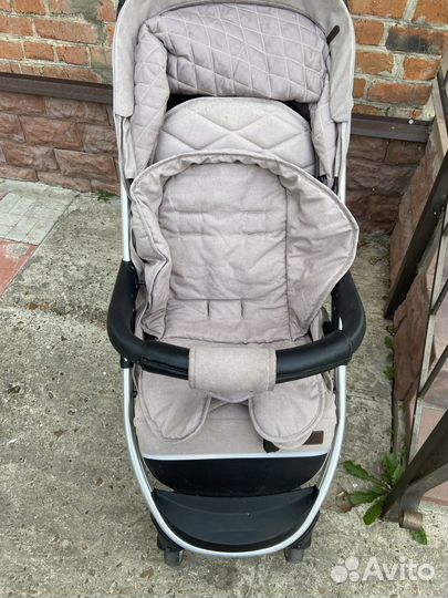 Прогулочная коляска carrello vista