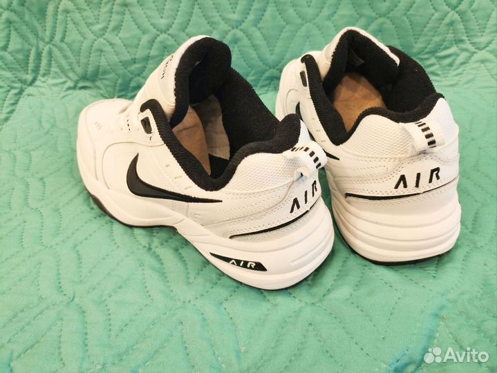 Кроссовки мужские Nike Air Monarch