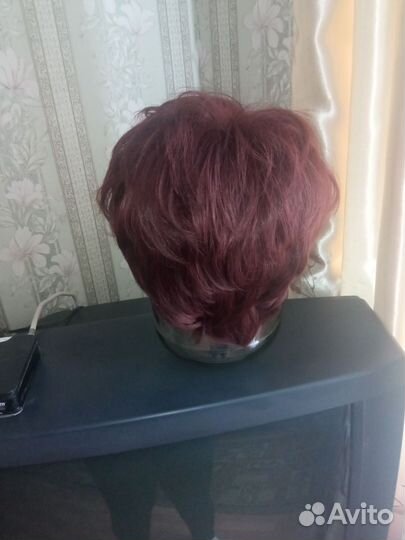 Парик женский короткий