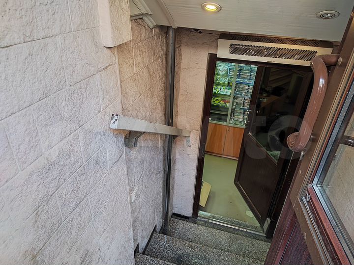 Торговая площадь, 42 м²