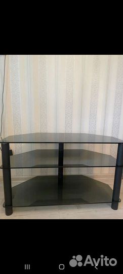 Тумбочка под телевизор стеклянная