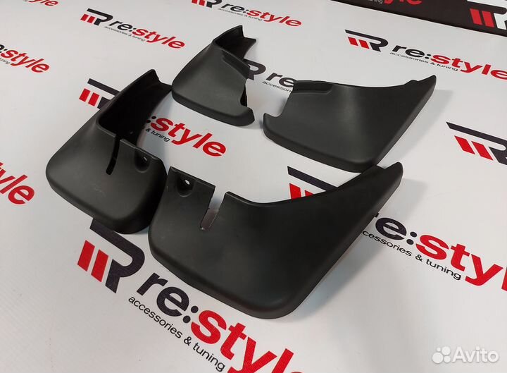 Брызговики Toyota Probox O997