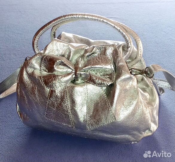 Сумка серебряная из натуральной кожи. Новая
