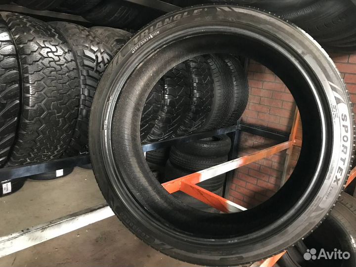 Triangle Sportex TSH11 295/35 R24 110W