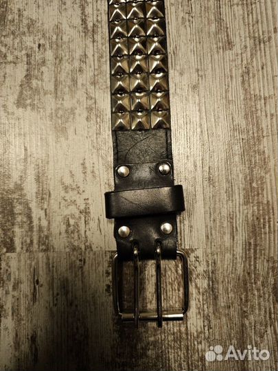 Ремень клепаный пирамидки