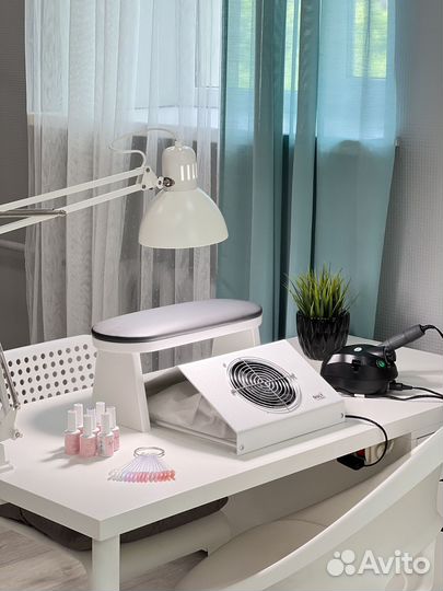 Подставка под руку для маникюра