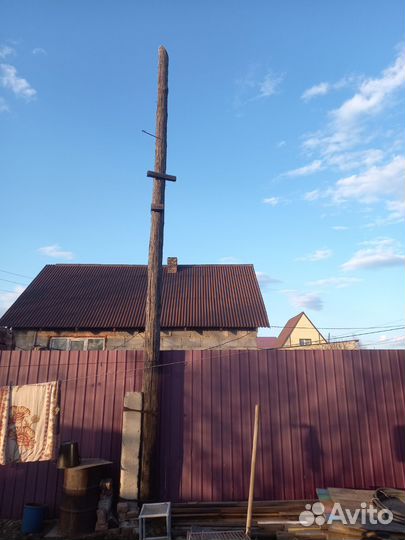 Столб с пасанкам