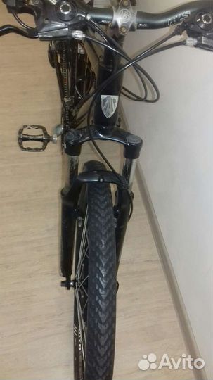 Вилка suntour 26