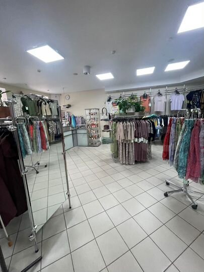 Торговая площадь, 345 м²