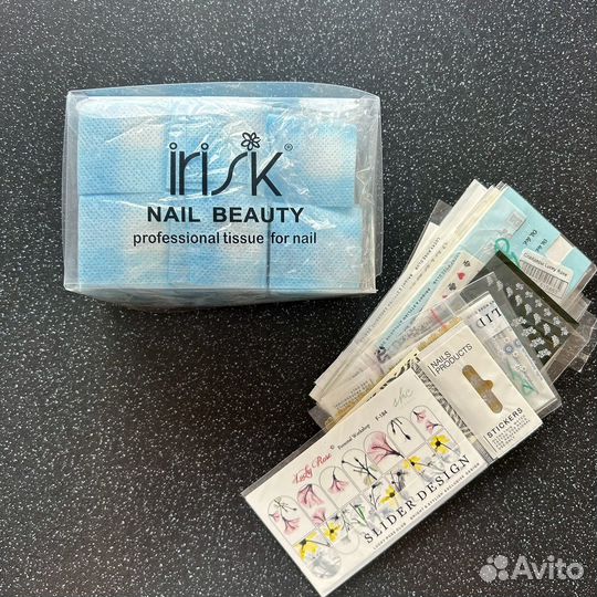 Безворсовые салфетки и наклейки для ногтей