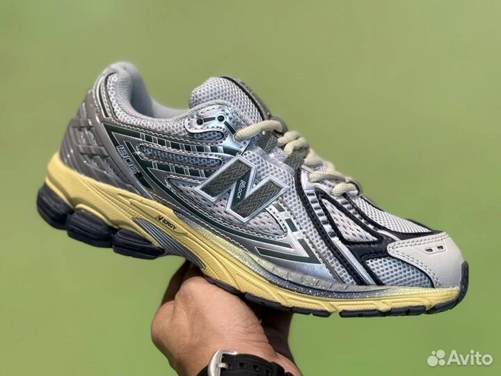 Кроссовки new balance 1906r