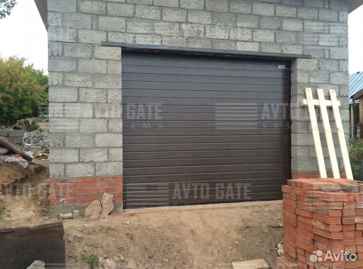 Секционные ворота