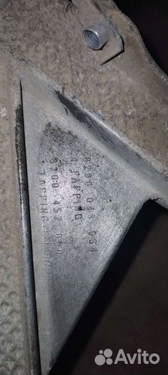 Кронштейн кпп renault