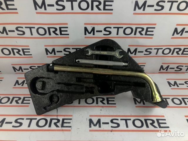 Ящик для инструментов Audi Q7 4LB BAR 2007