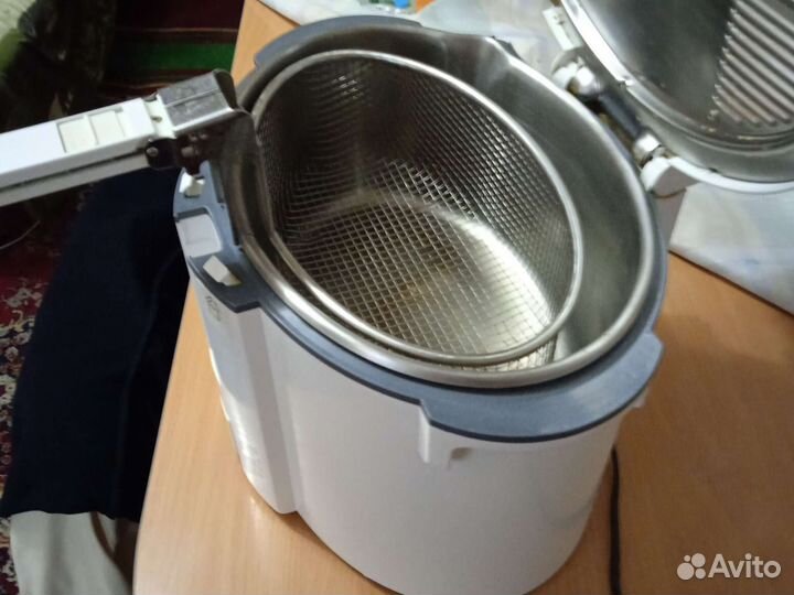 Фритюрница бу. 3 4 литра