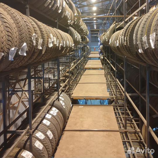 Bridgestone Dueler H/P Sport 215/60 R17 96H