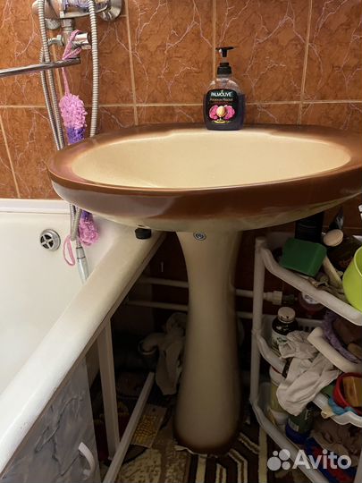 Раковина в ванную бу