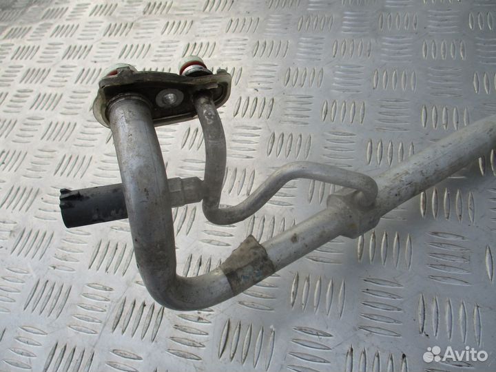 Трубка кондиционера Ford Focus 3 2012г 2.0