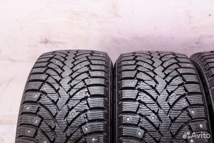 Formula Ice 215/50 R17 95T