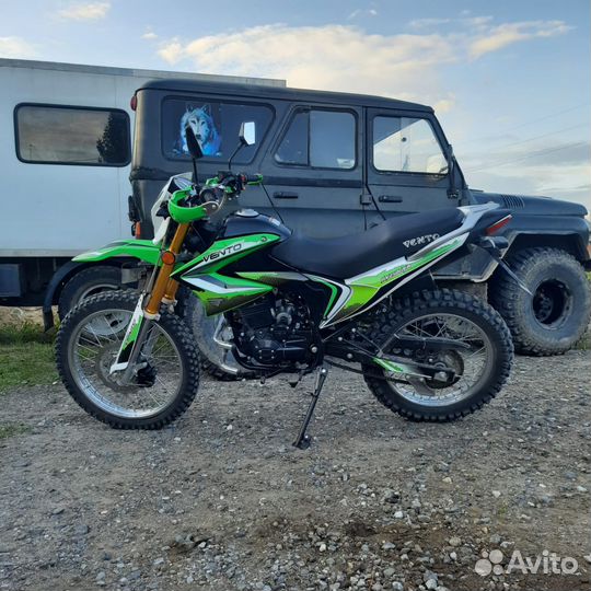 Эндуро мотоцикл Vento 250