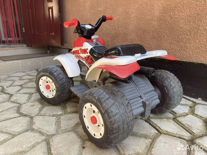 Детский квадроцикл Peg Perego