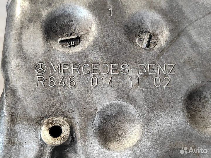 Масляный поддон Mercedes-Benz C-Class W203 OM646