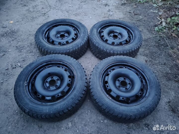 VW Polo Rapid R15 Диски Зимние Колёса